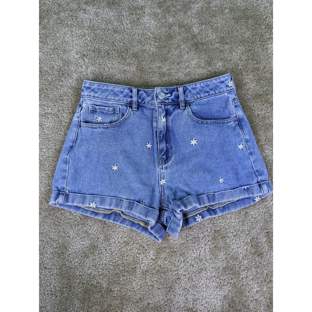 Pacsun Jean Shorts Blue with Embroidered Daisies Size 28 28x2 D017